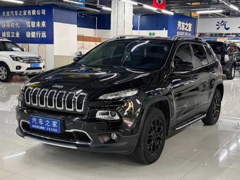 Jeep Cherokee  из Китая