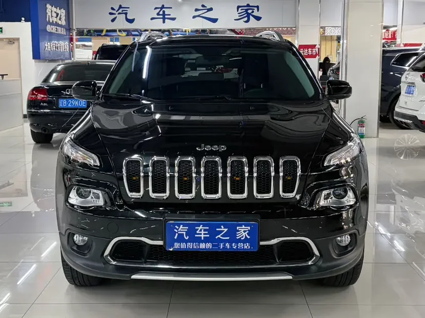 Jeep Cherokee  из Китая