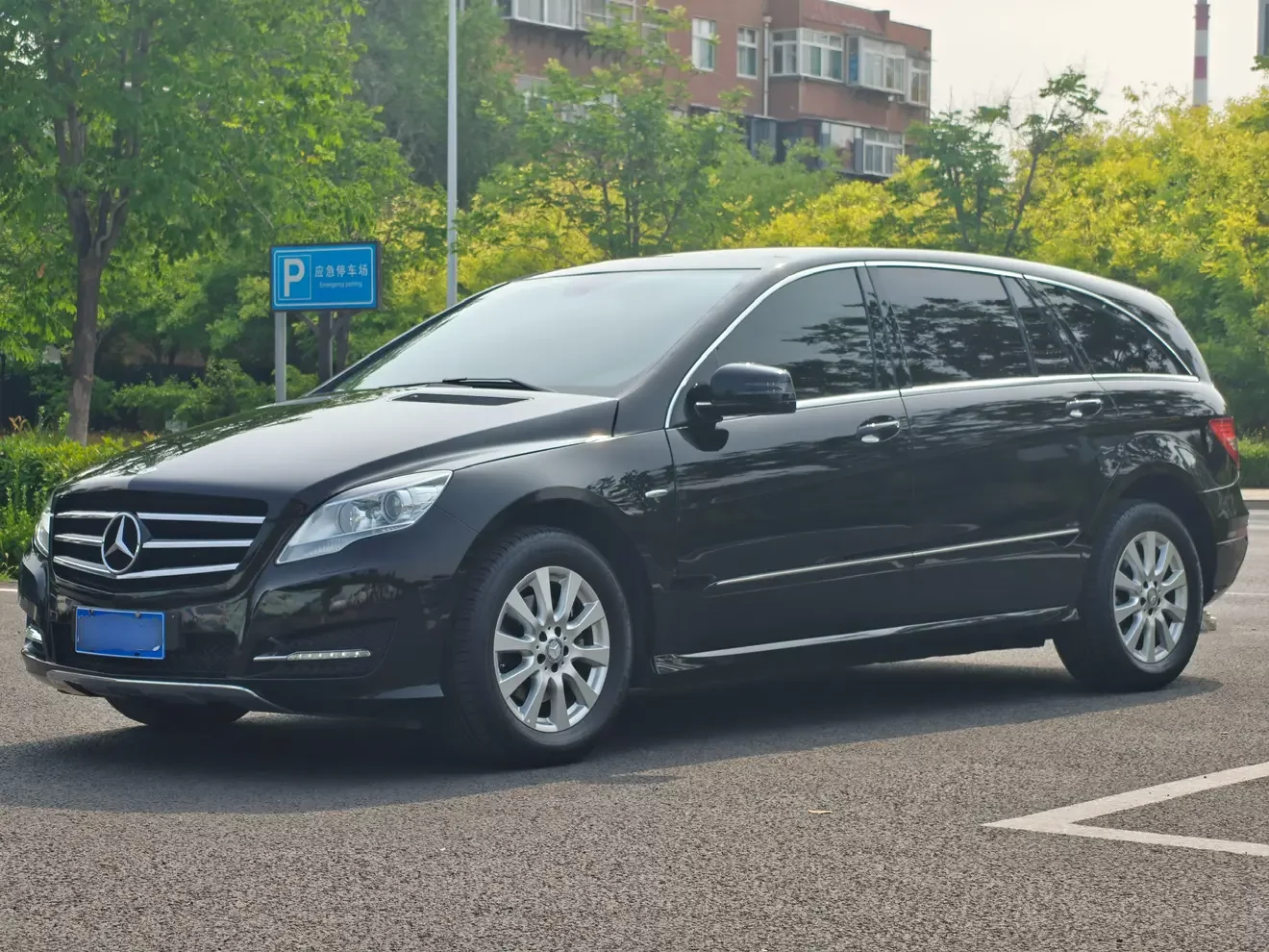 Mercedes-Benz R-Class