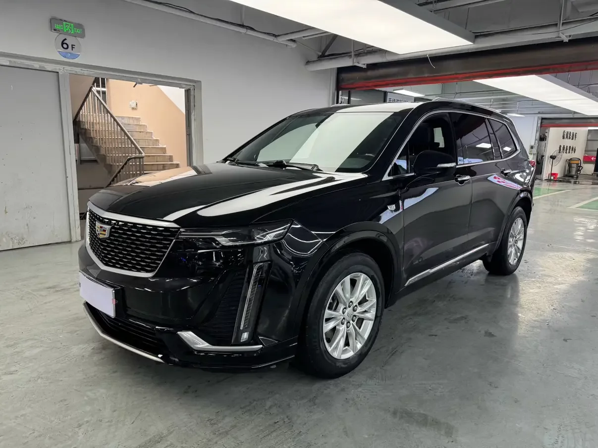 Cadillac XT6