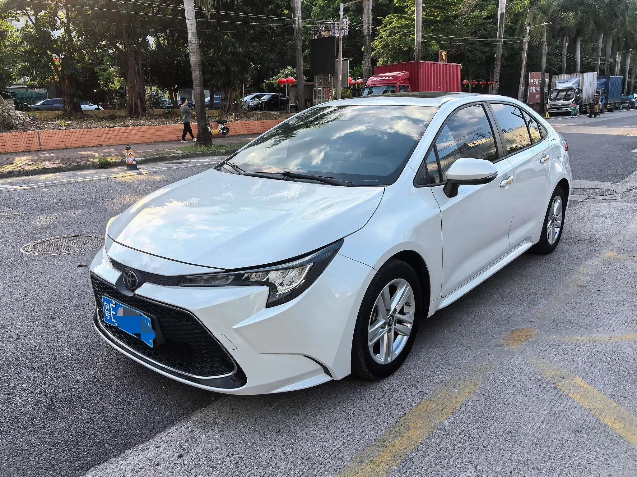Toyota Levin (Lei Ling)  из Китая
