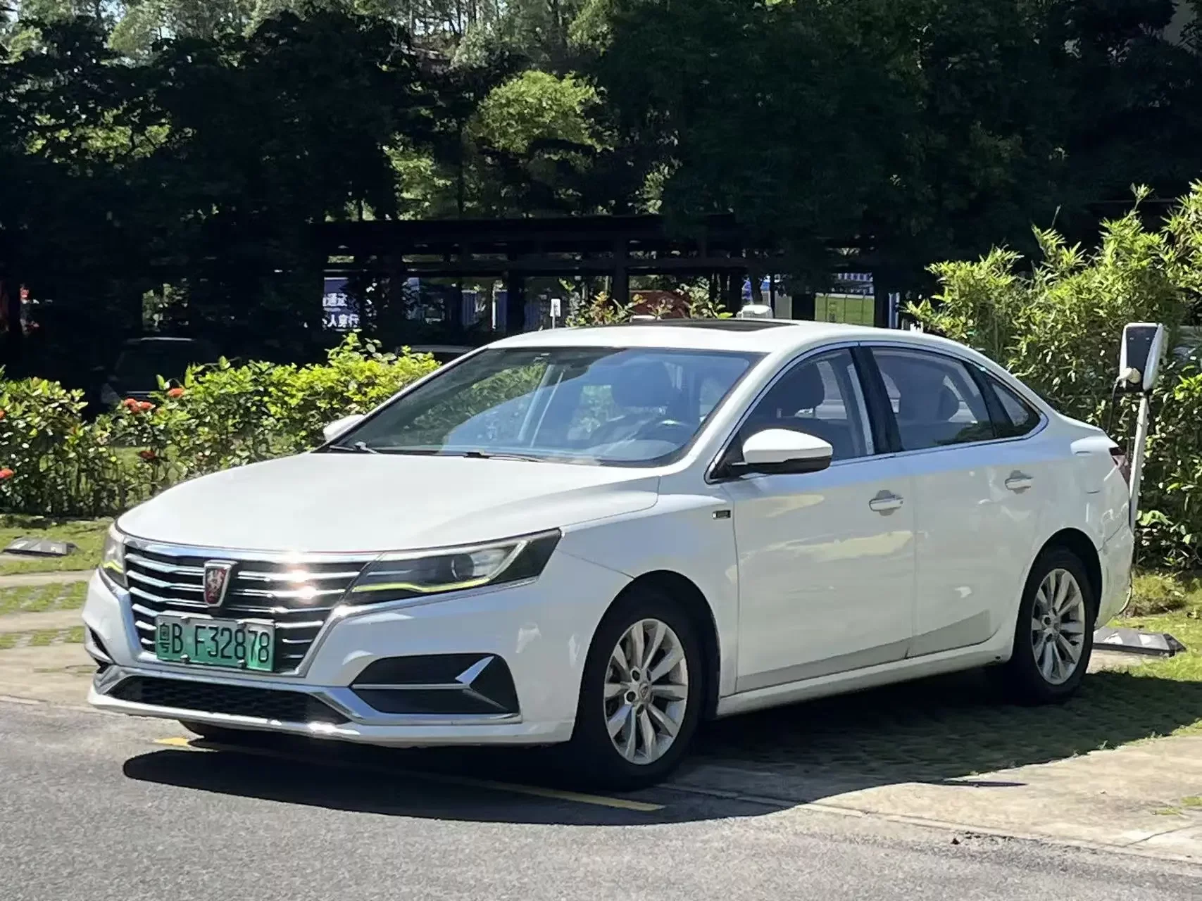 Roewe ei6