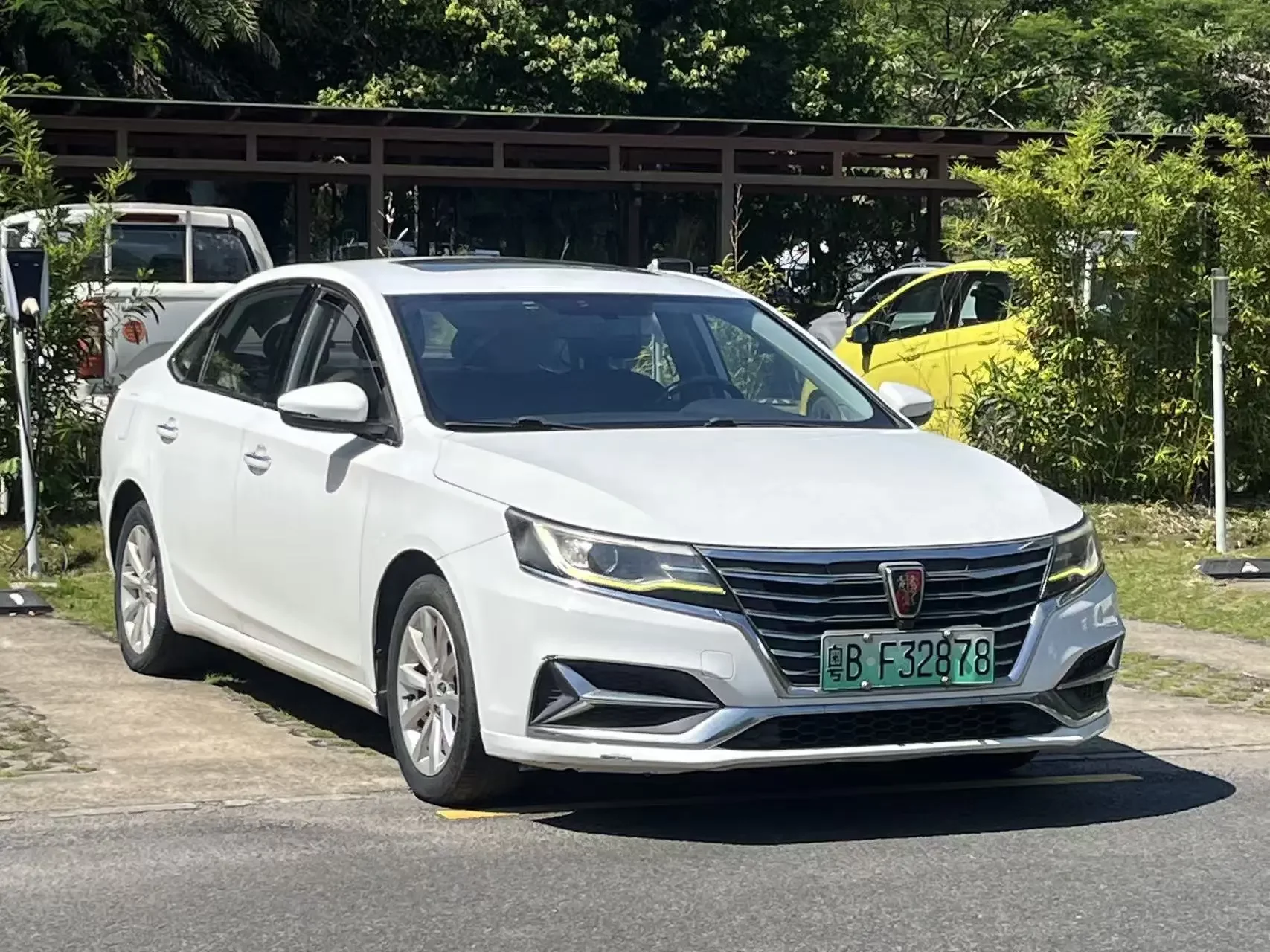 Roewe ei6