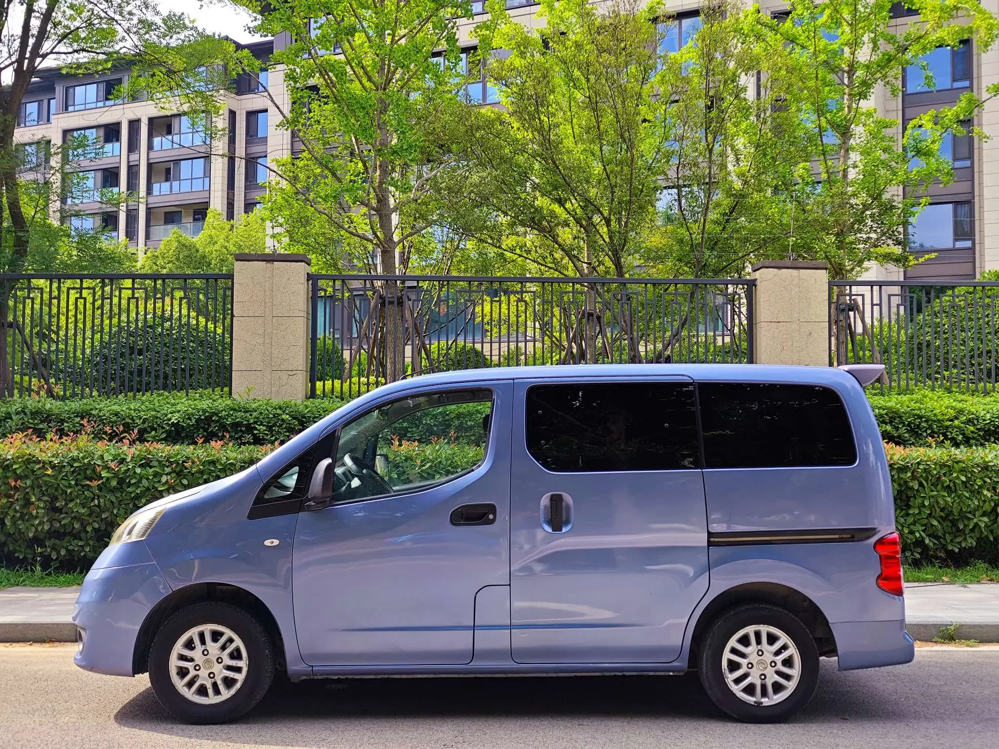 Nissan NV200