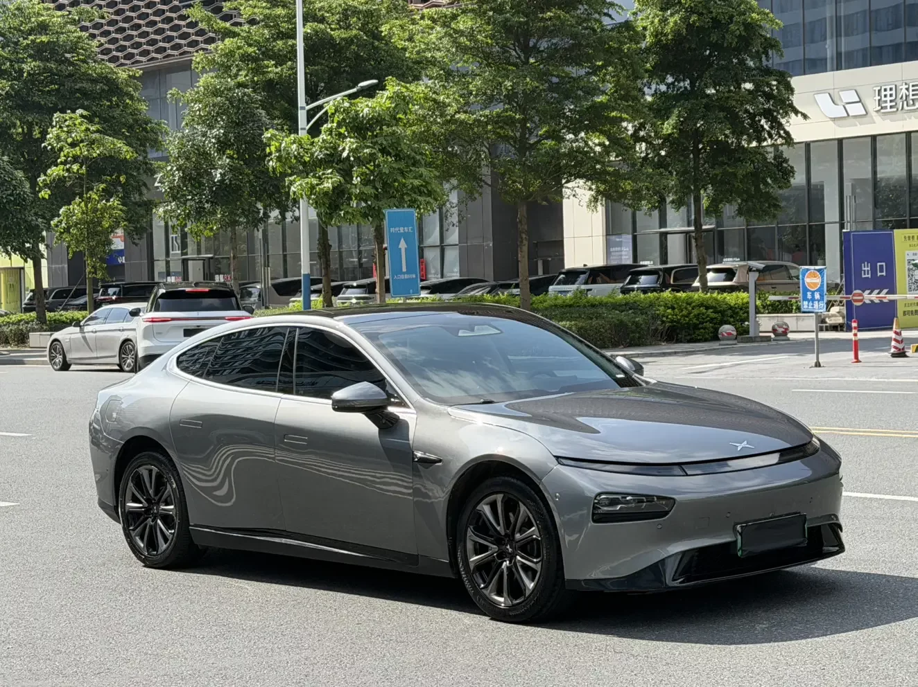 Xpeng P7