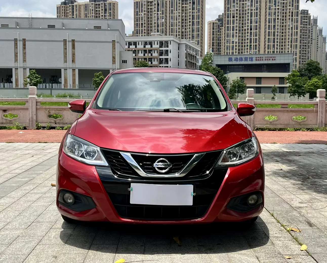 Nissan Tiida