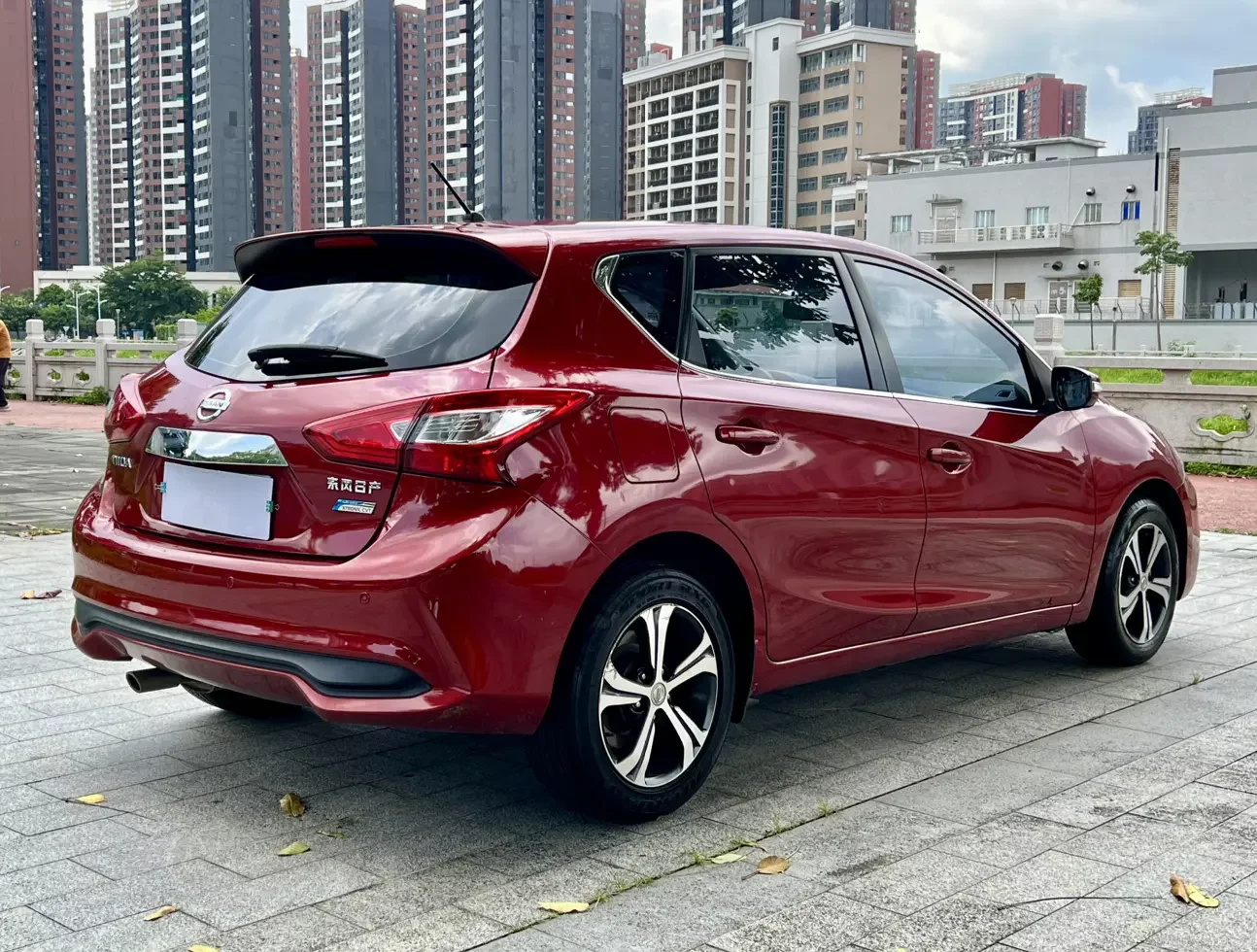 Nissan Tiida