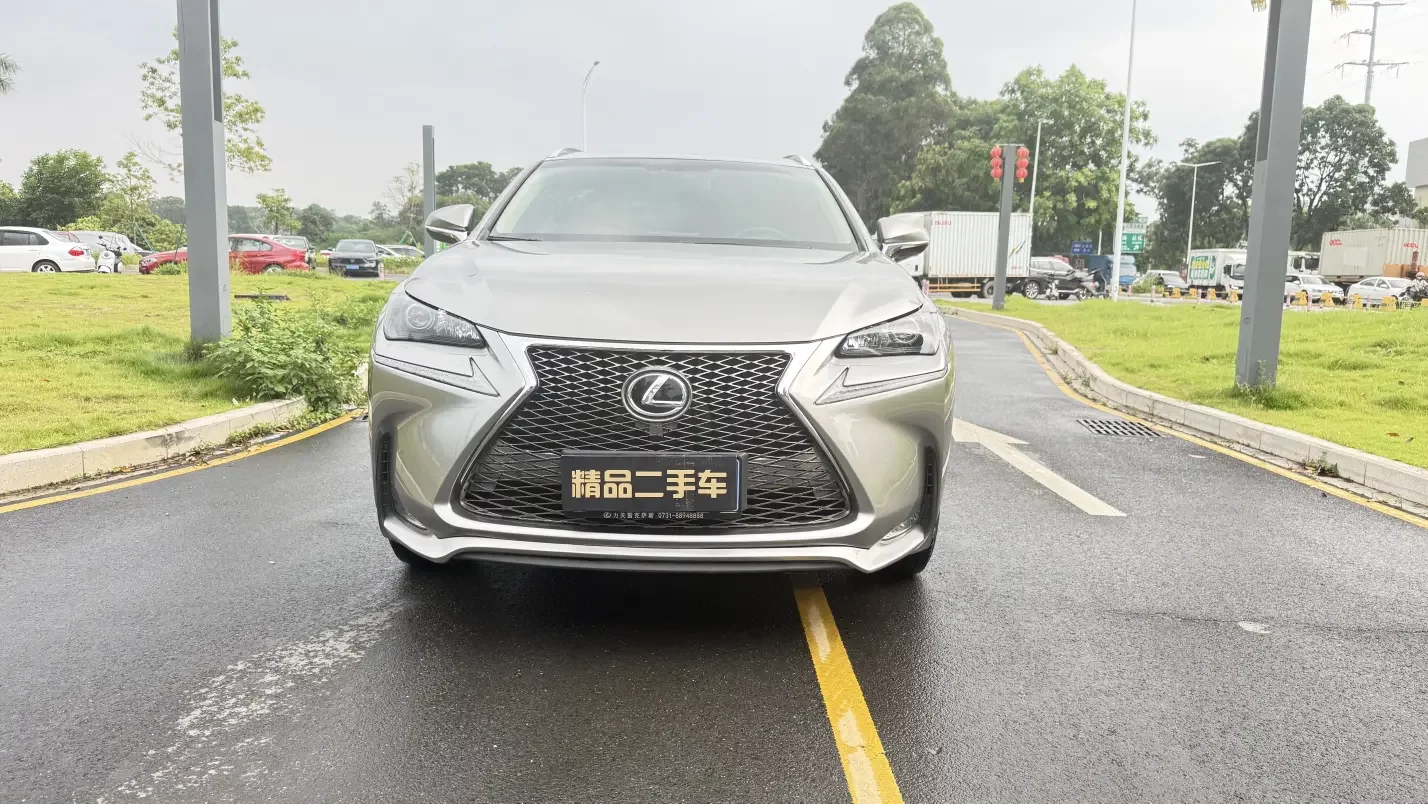 Lexus NX