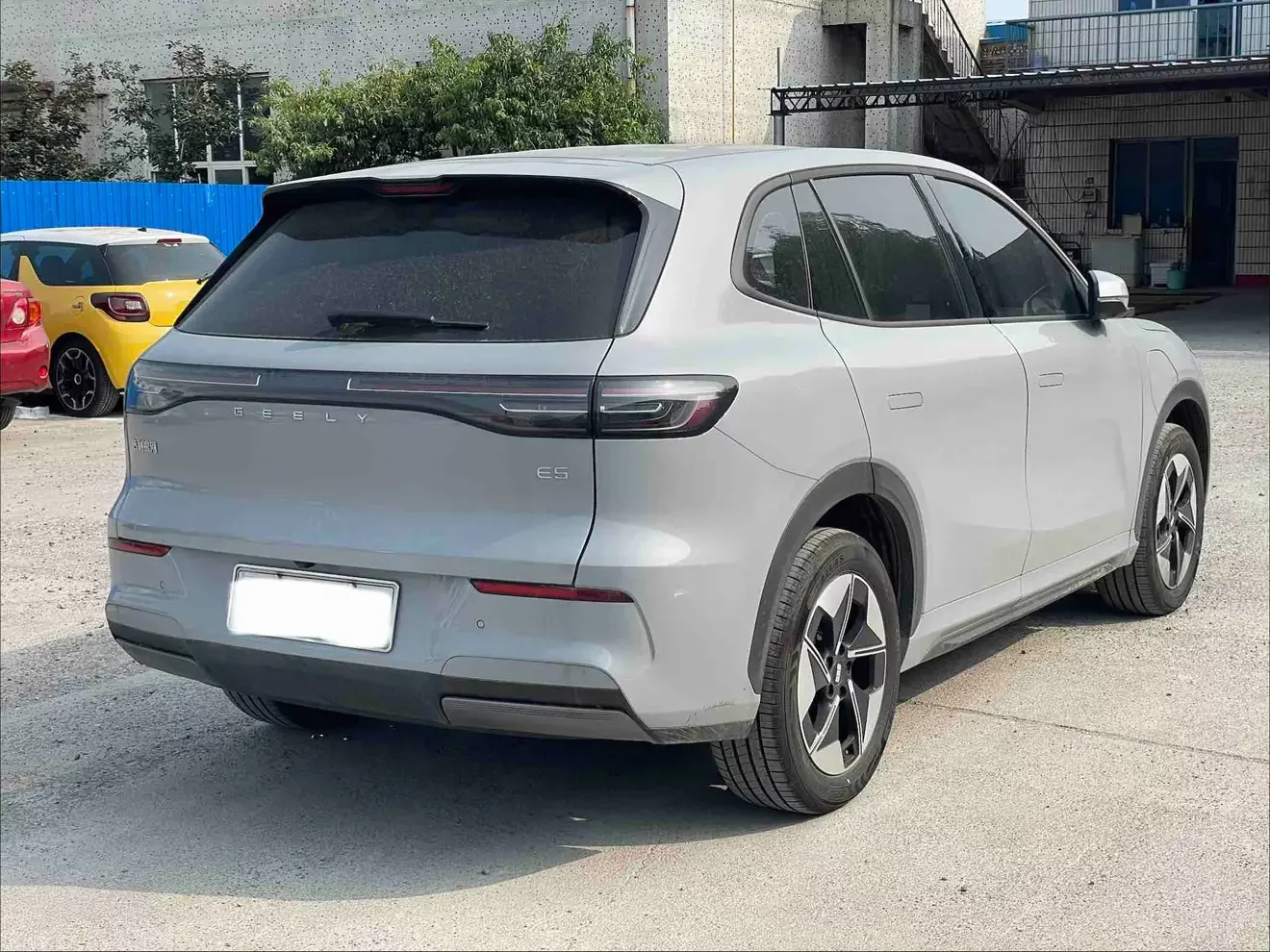 Geely Galaxy E5