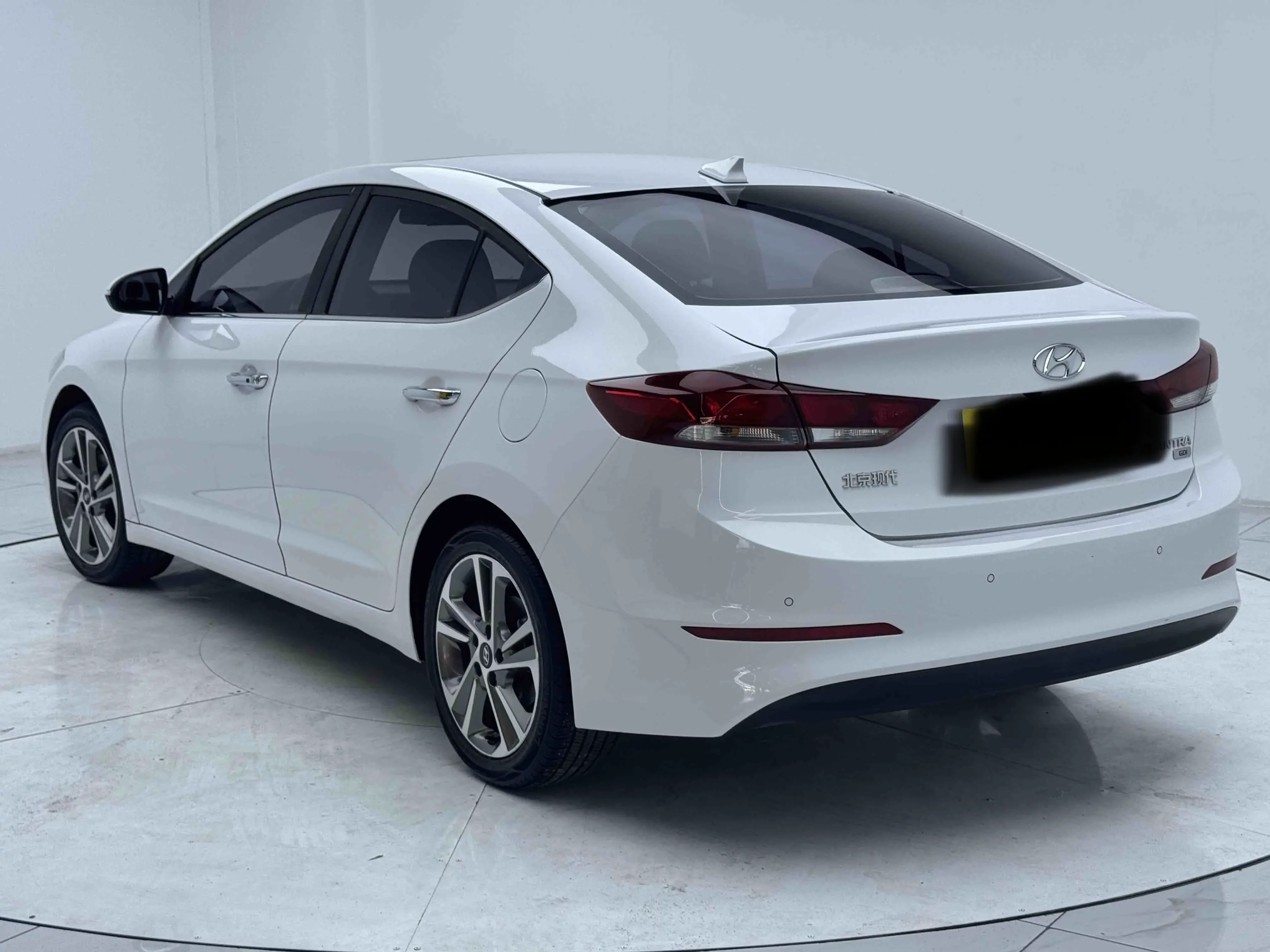 Hyundai lead