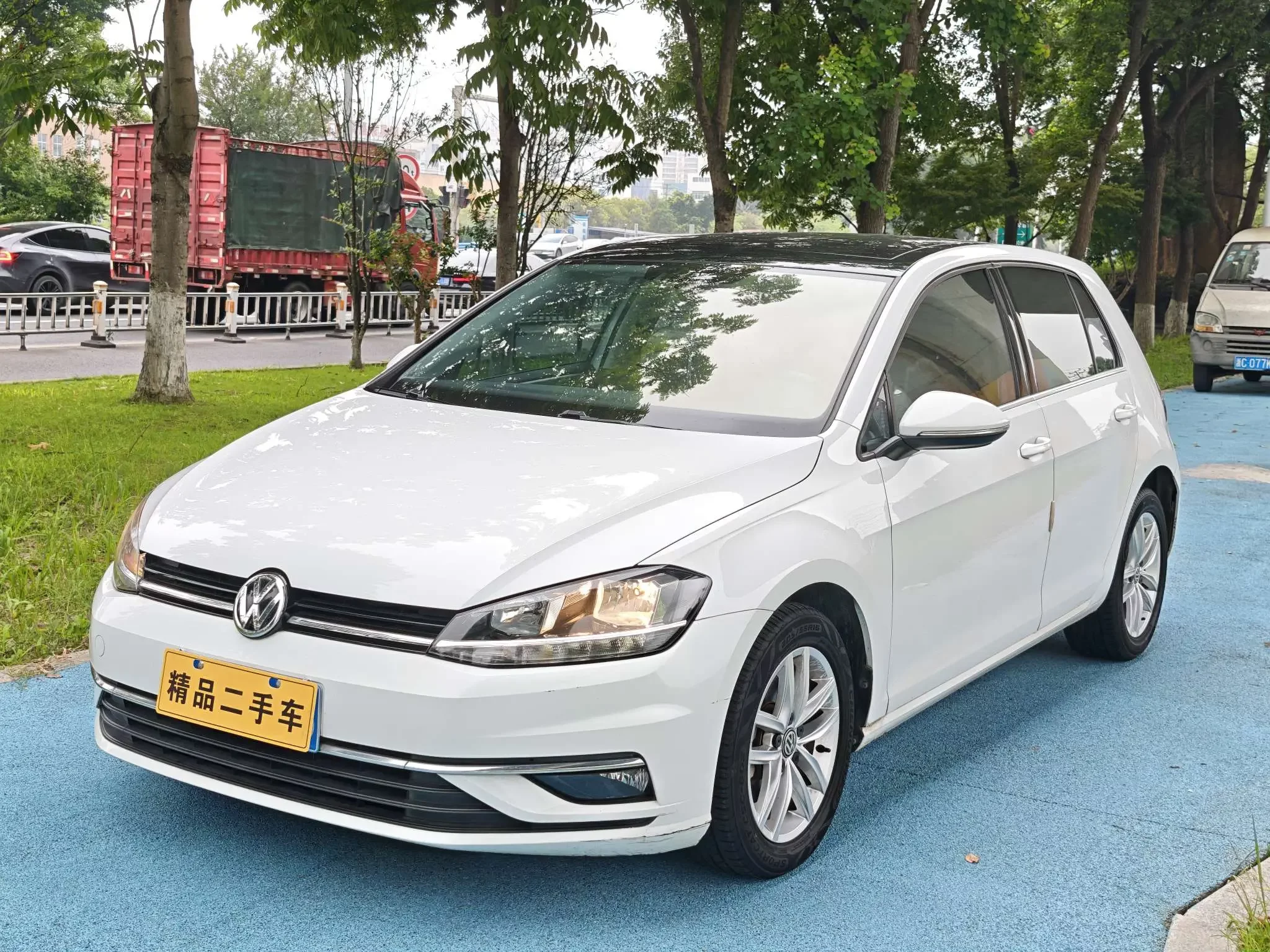 Volkswagen golf