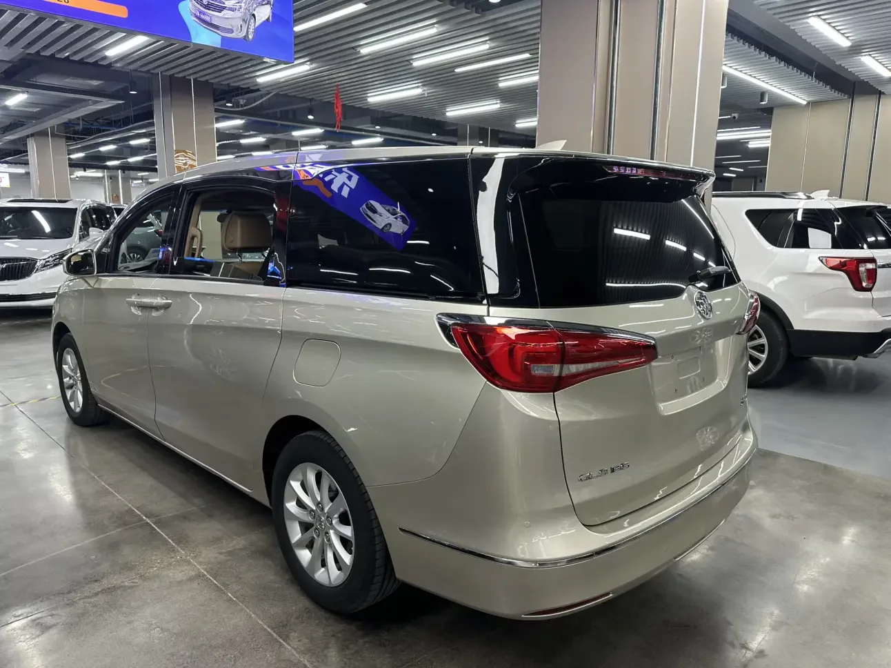 Buick GL8