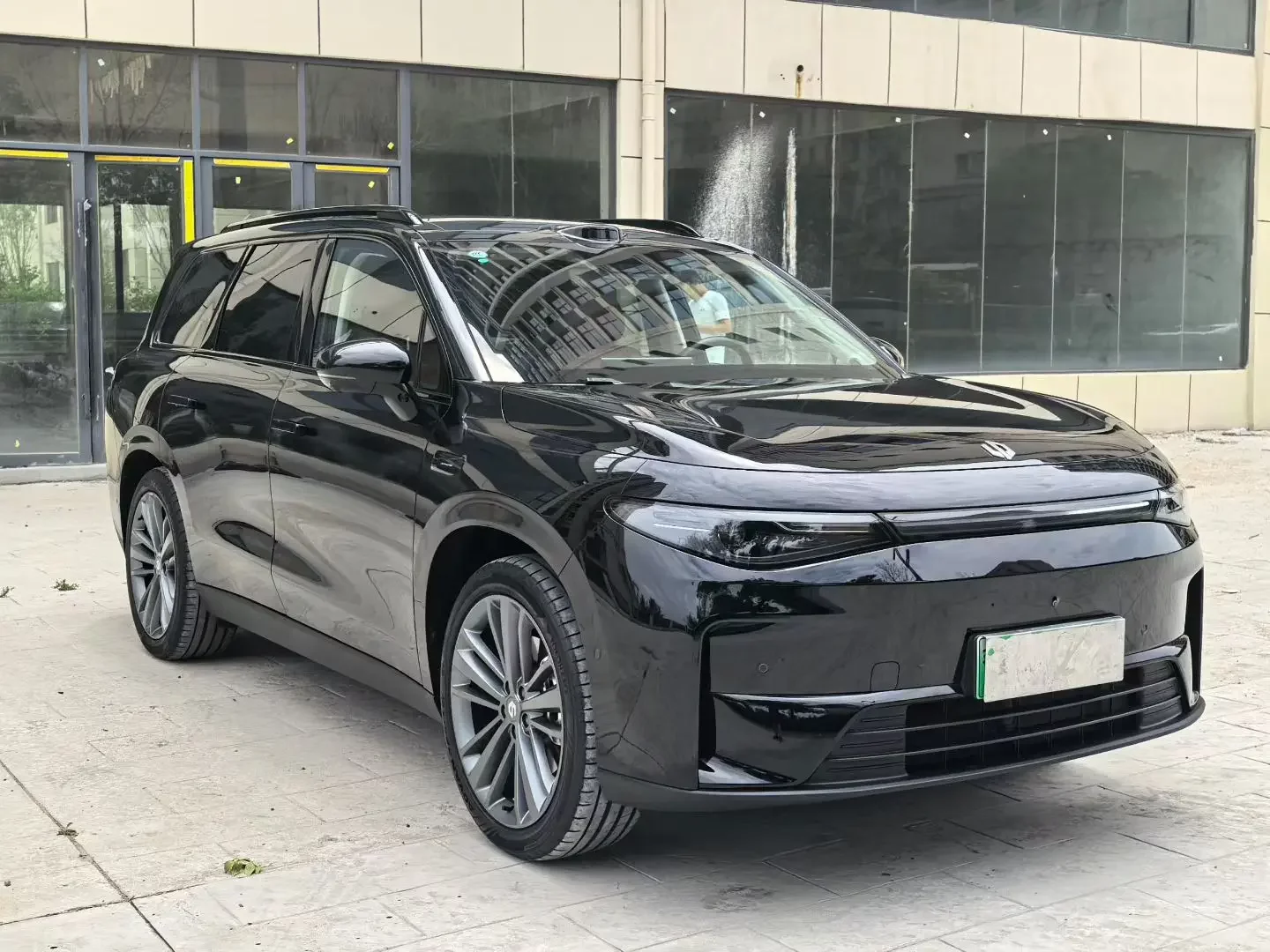 Leapmotor C16