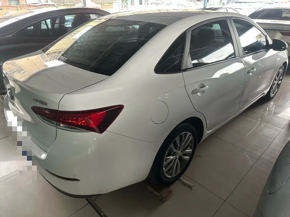 Buick Yinglang