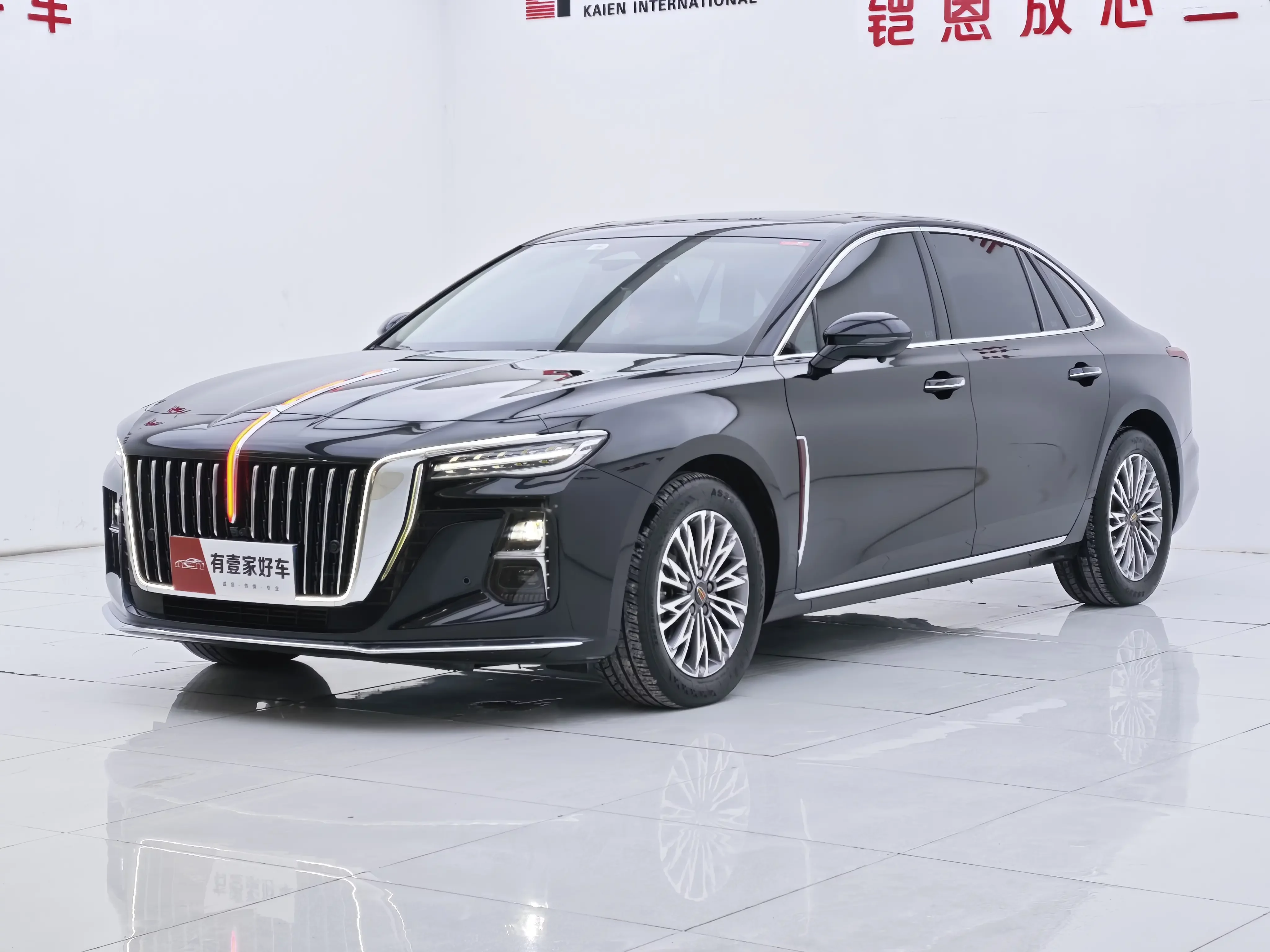 Hongqi H5  из Китая