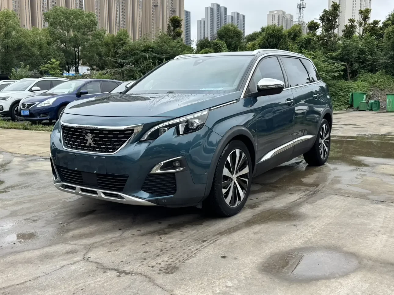 Peugeot 5008