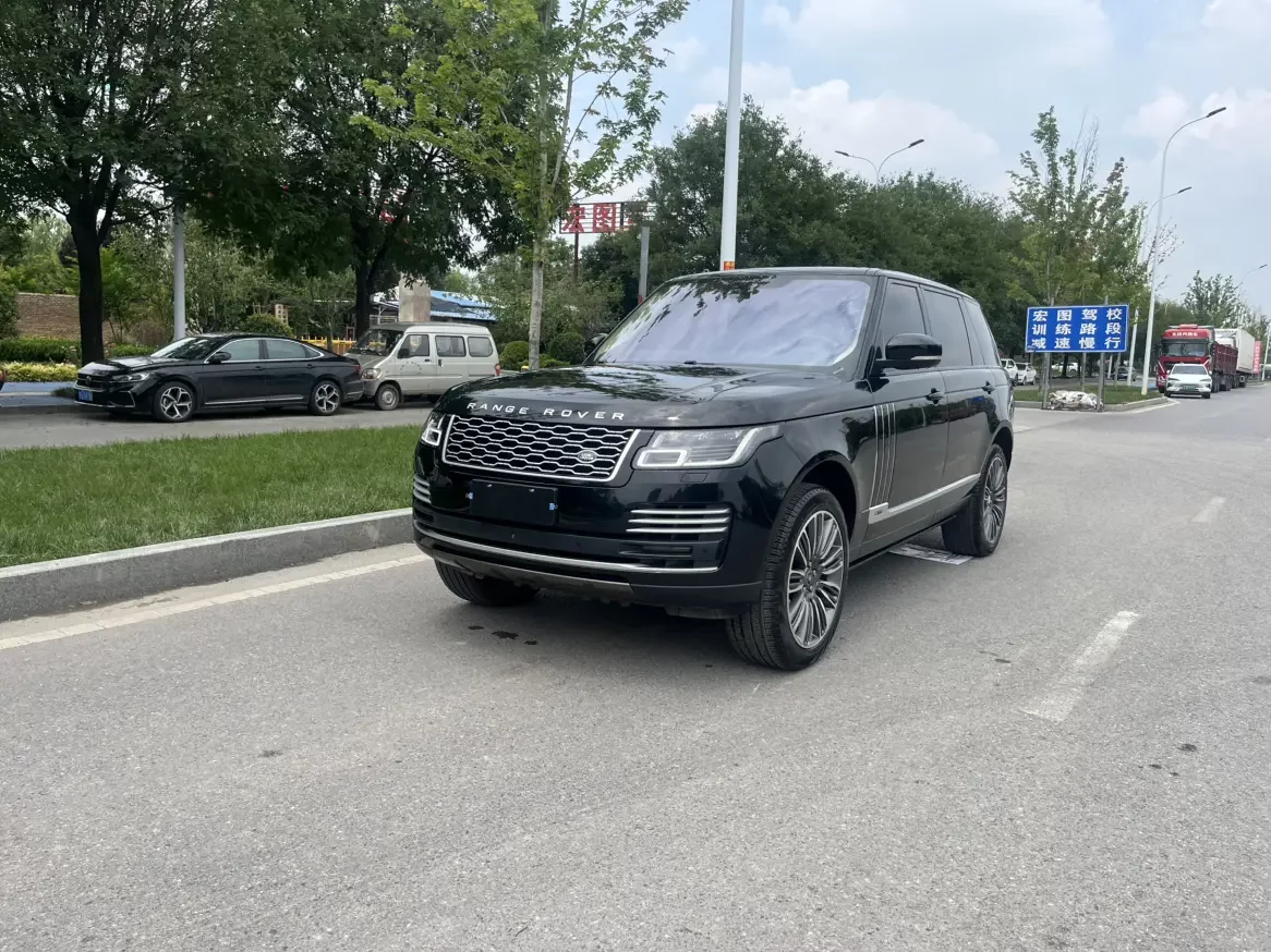 Land Rover range rover