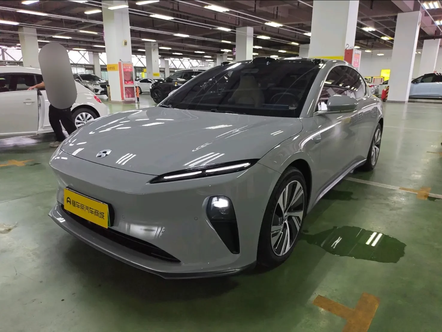 NIO ET5
