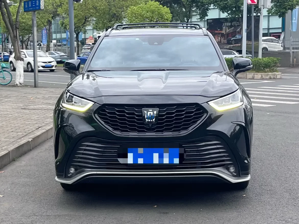 Toyota Crown Kluger