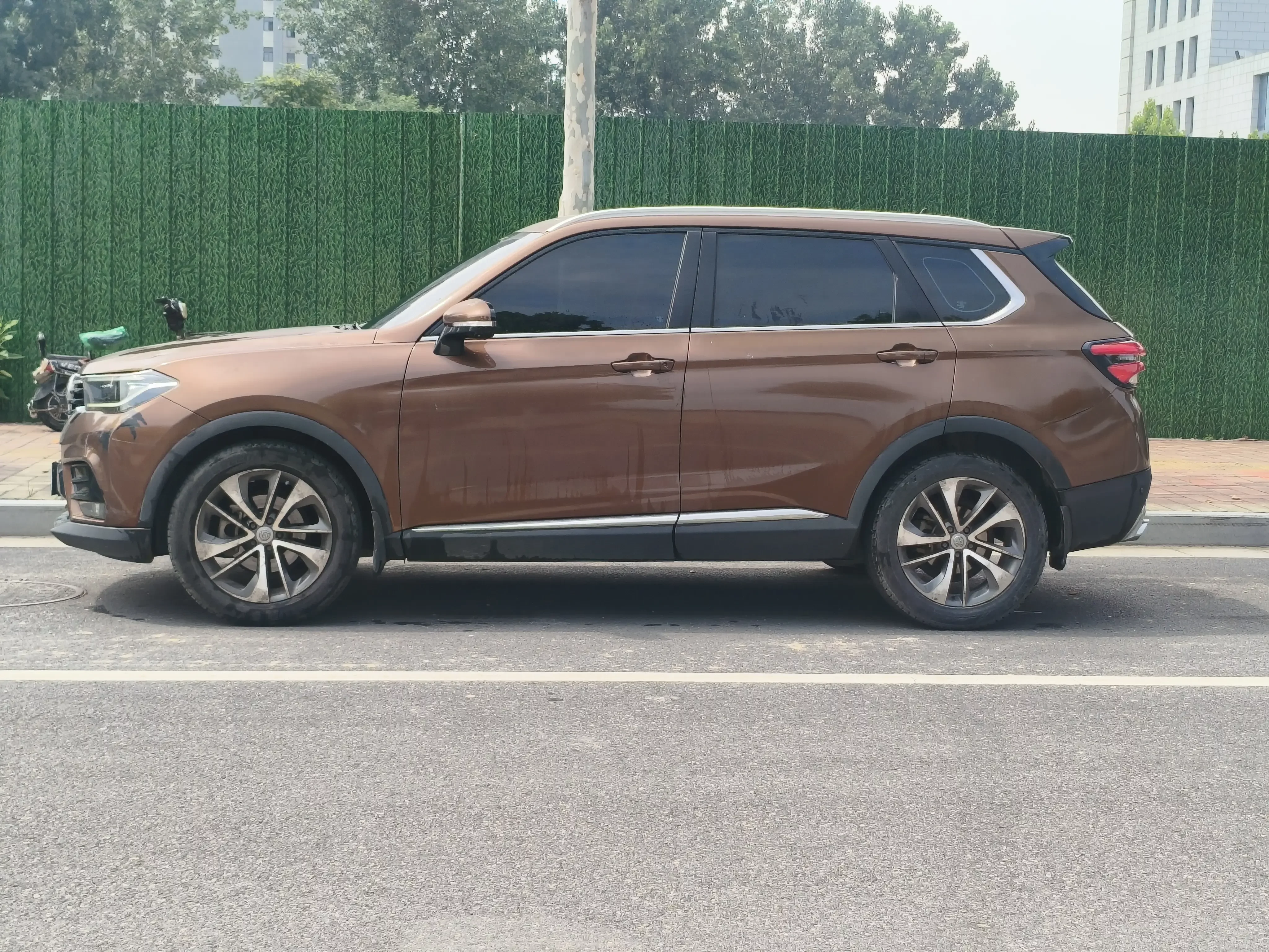 Brilliance Zhonghua V7