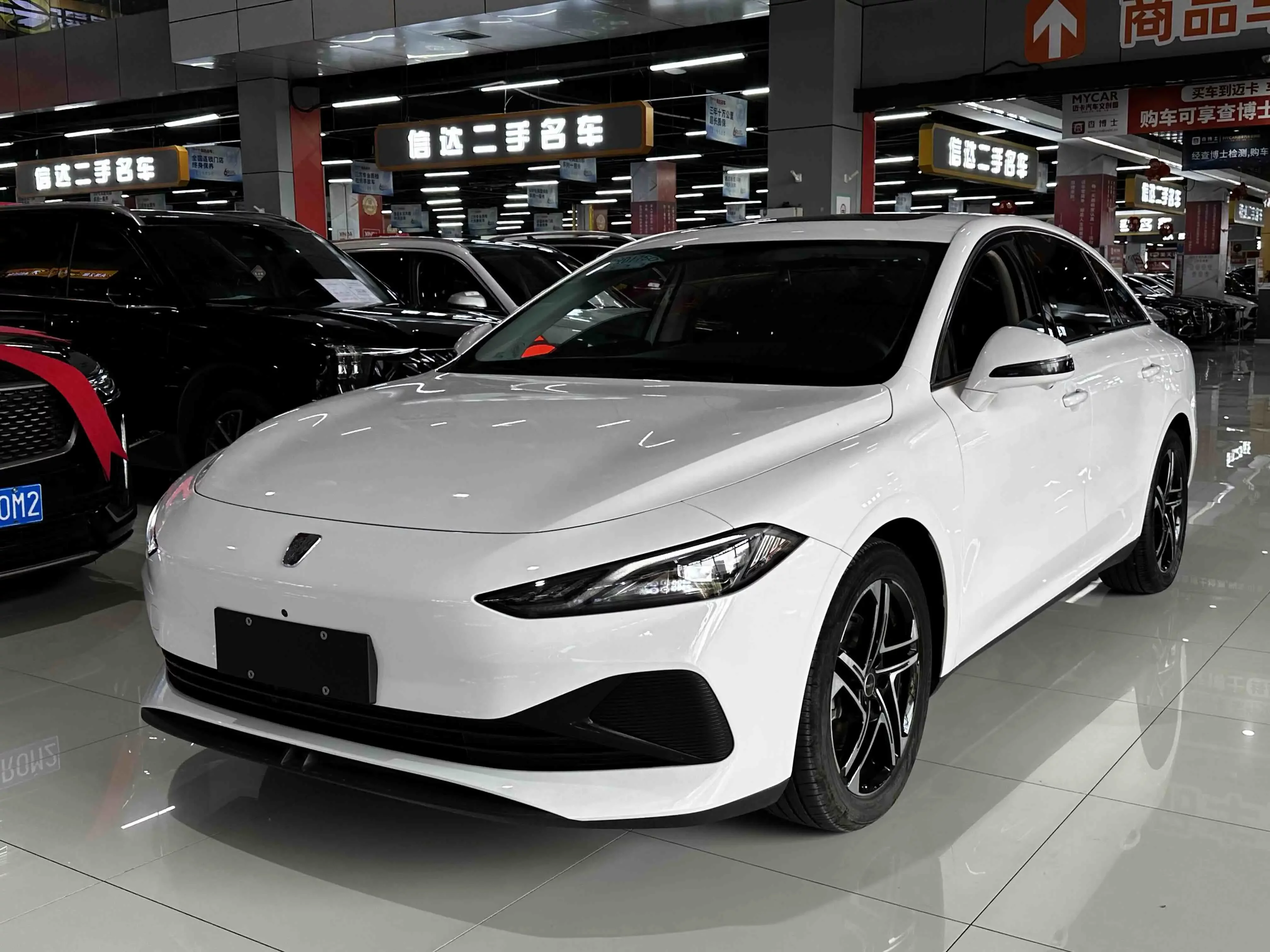 Roewe D7 DMH