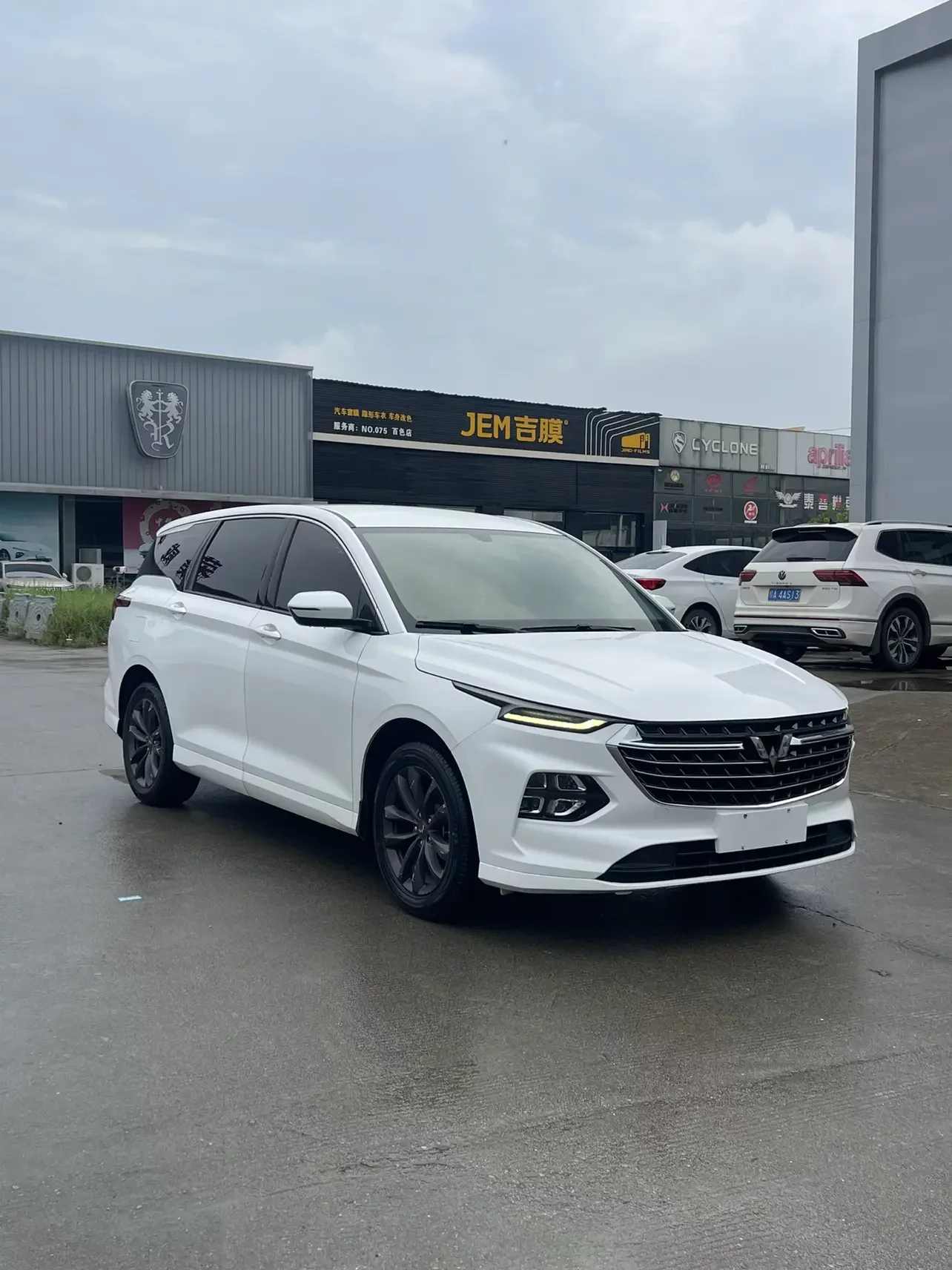 Wuling Capgemini Victory