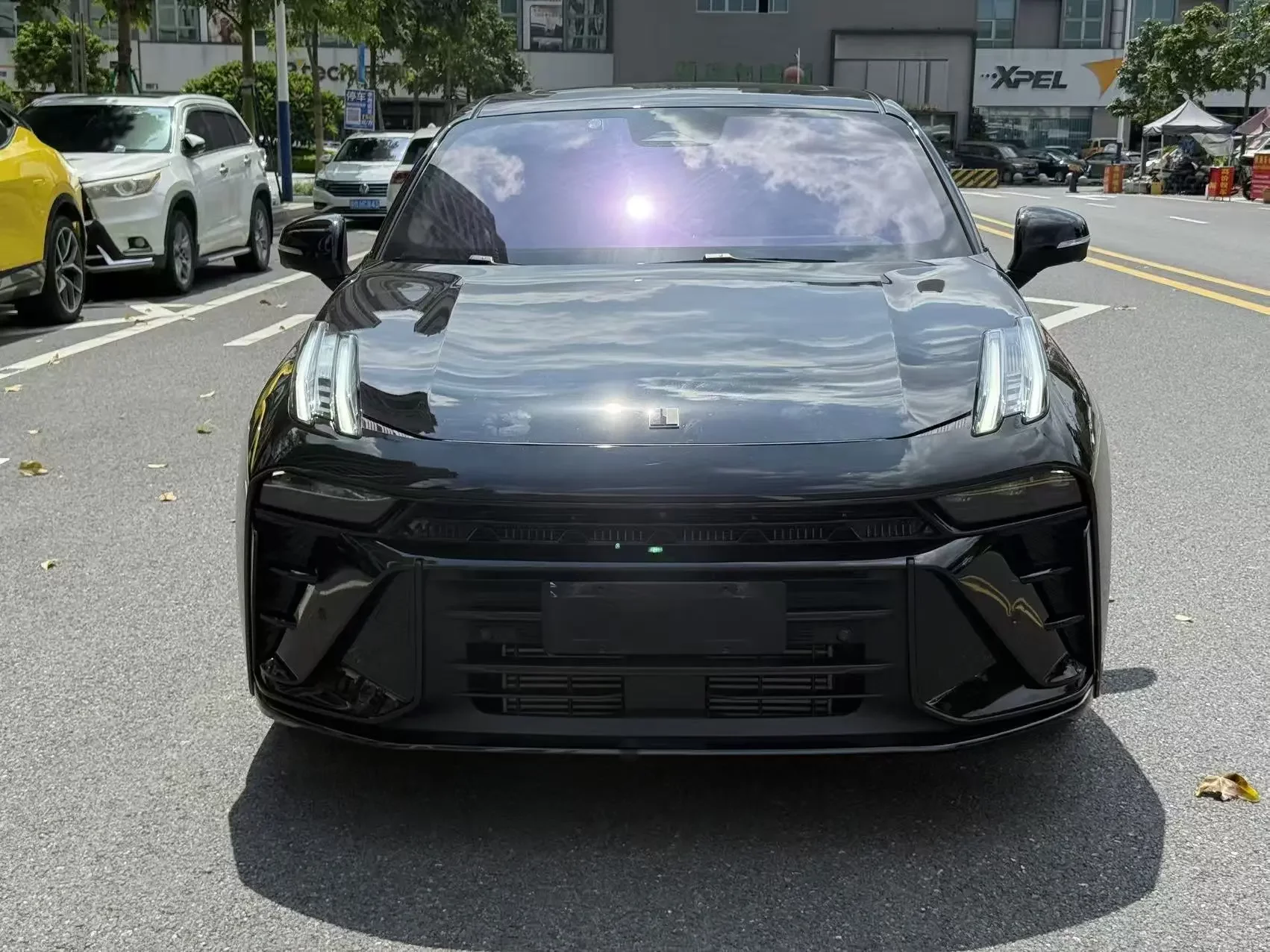 Lynk & Co 03