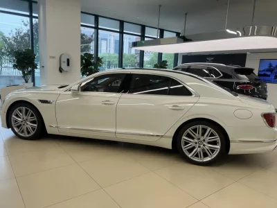 Bentley Flying Spur PHEV