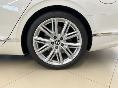 Bentley Flying Spur PHEV