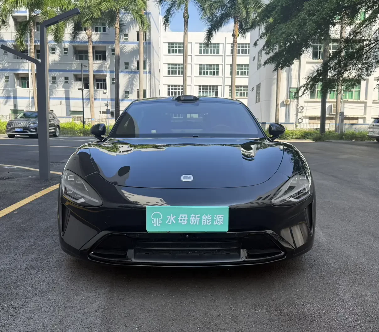 Xiaomi car Xiaomi SU7  из Китая