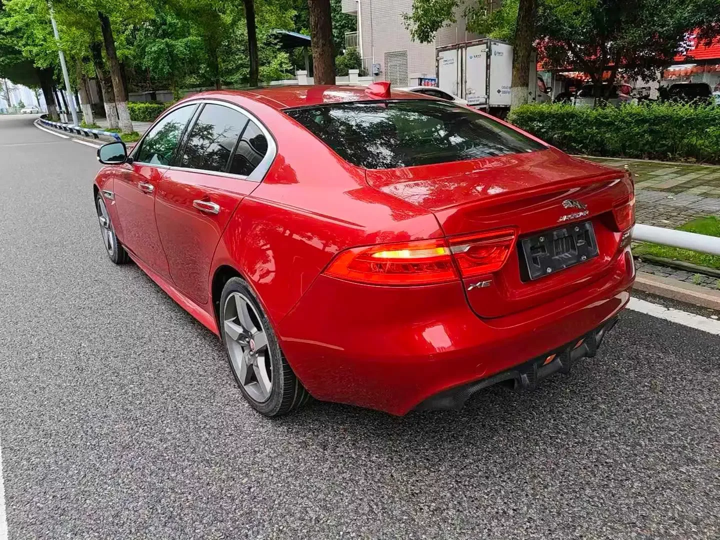 Jaguar XE
