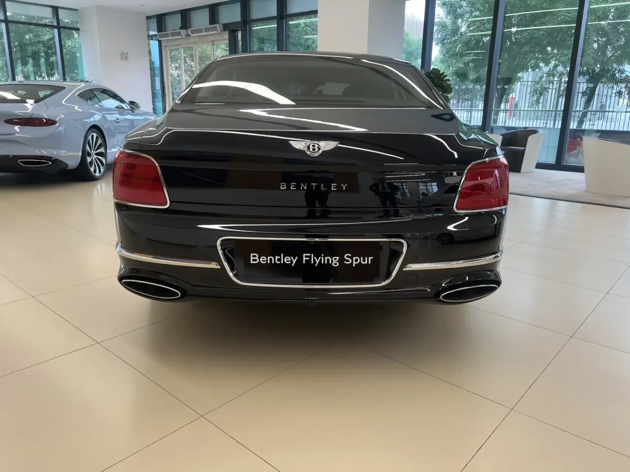 Bentley Flying Spur PHEV