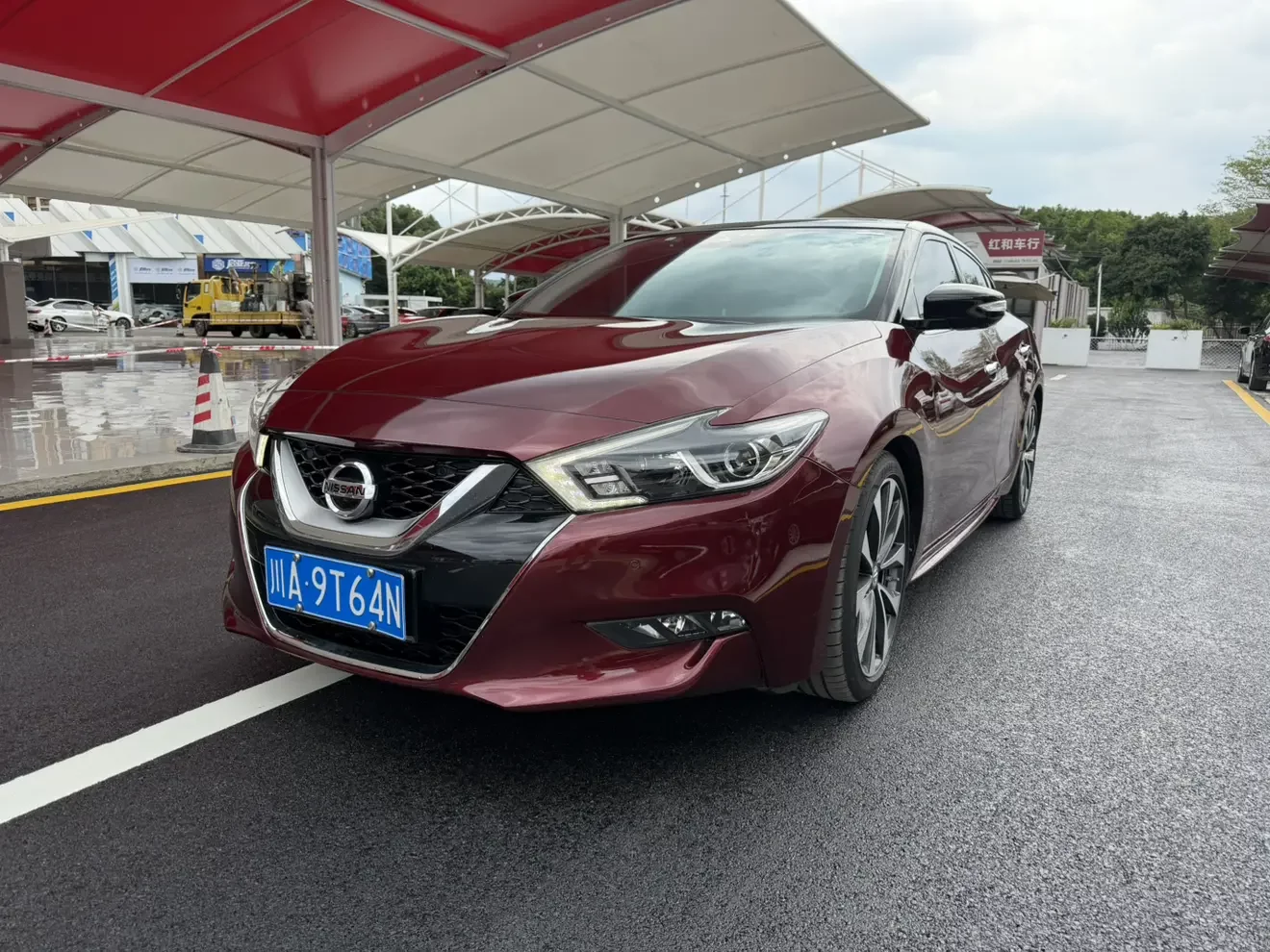 Nissan Sima