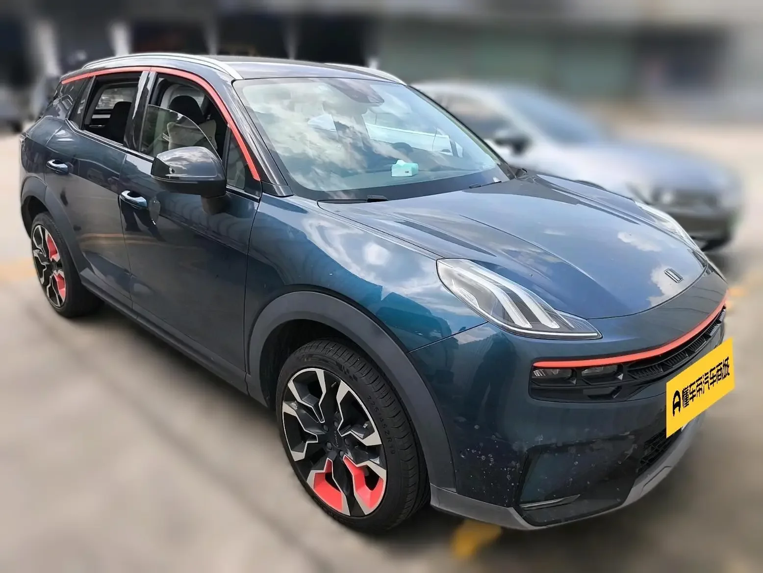 Lynk & Co 06