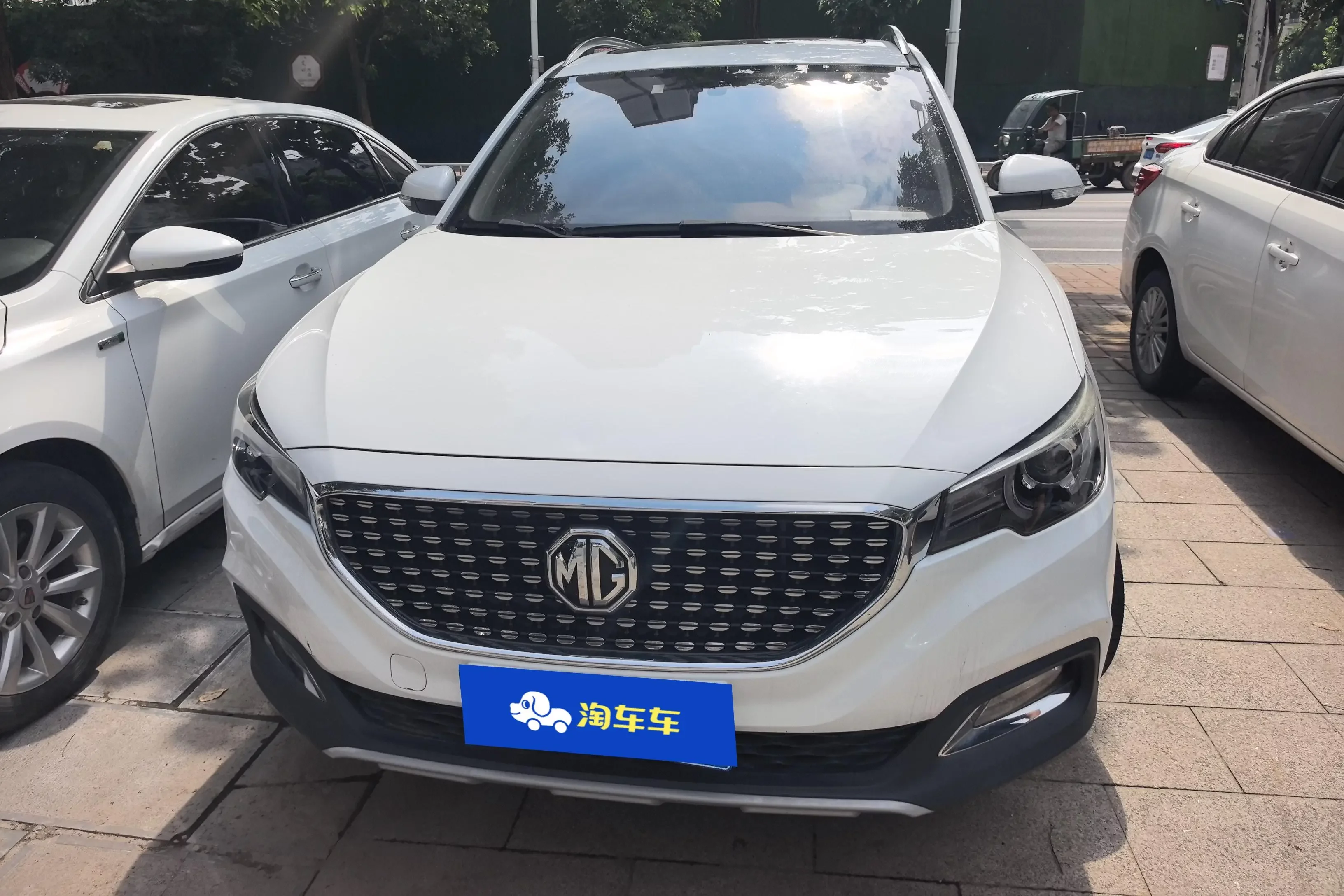MG ZS