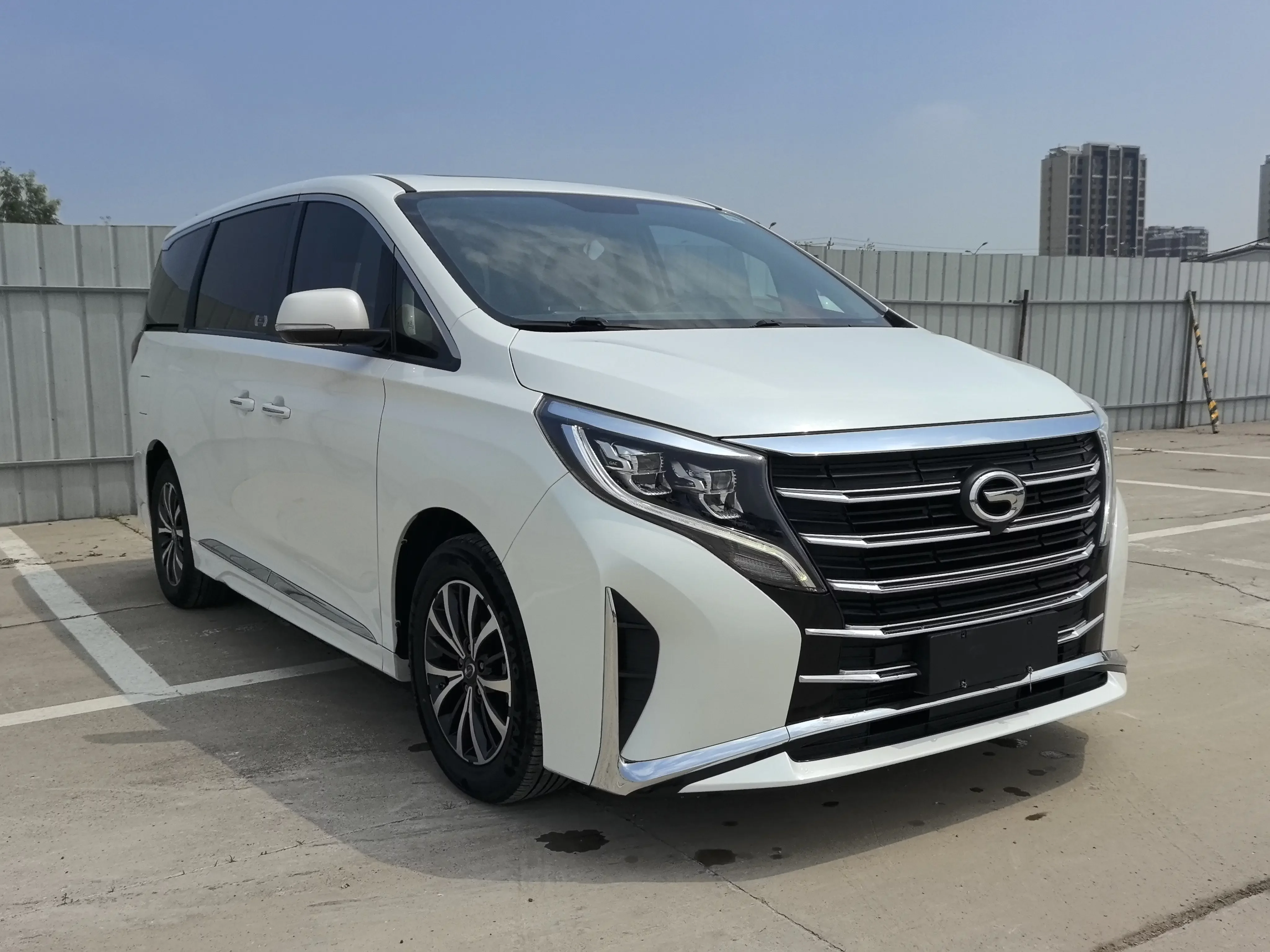 GAC Trumpchi M8