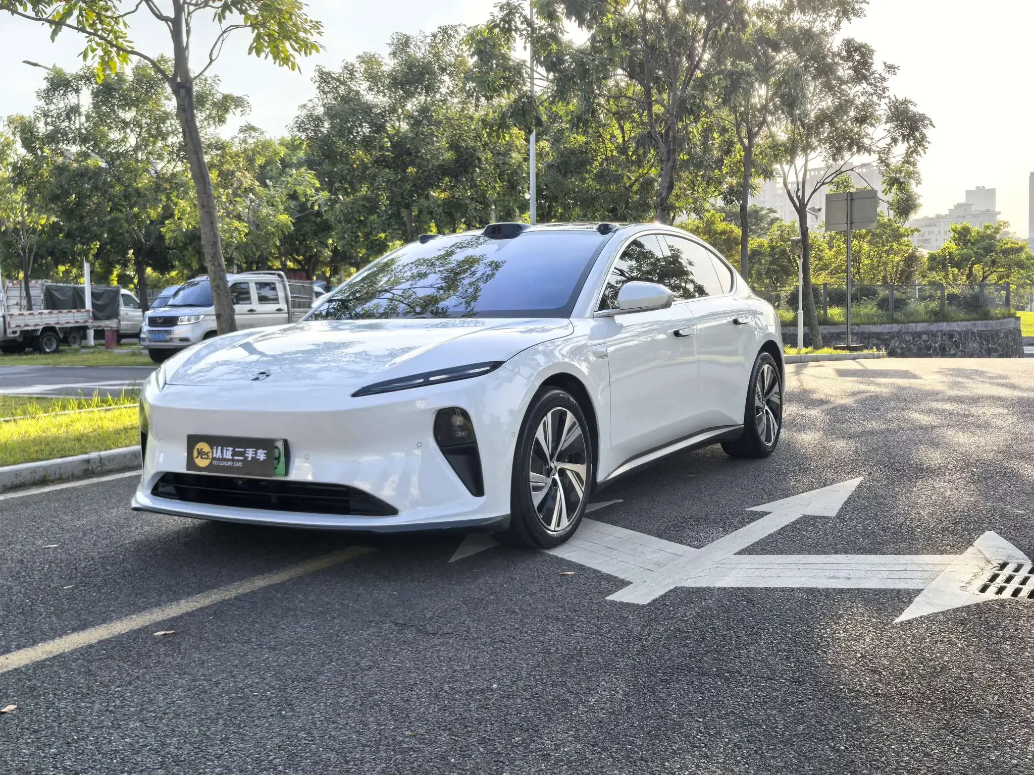 NIO ET5