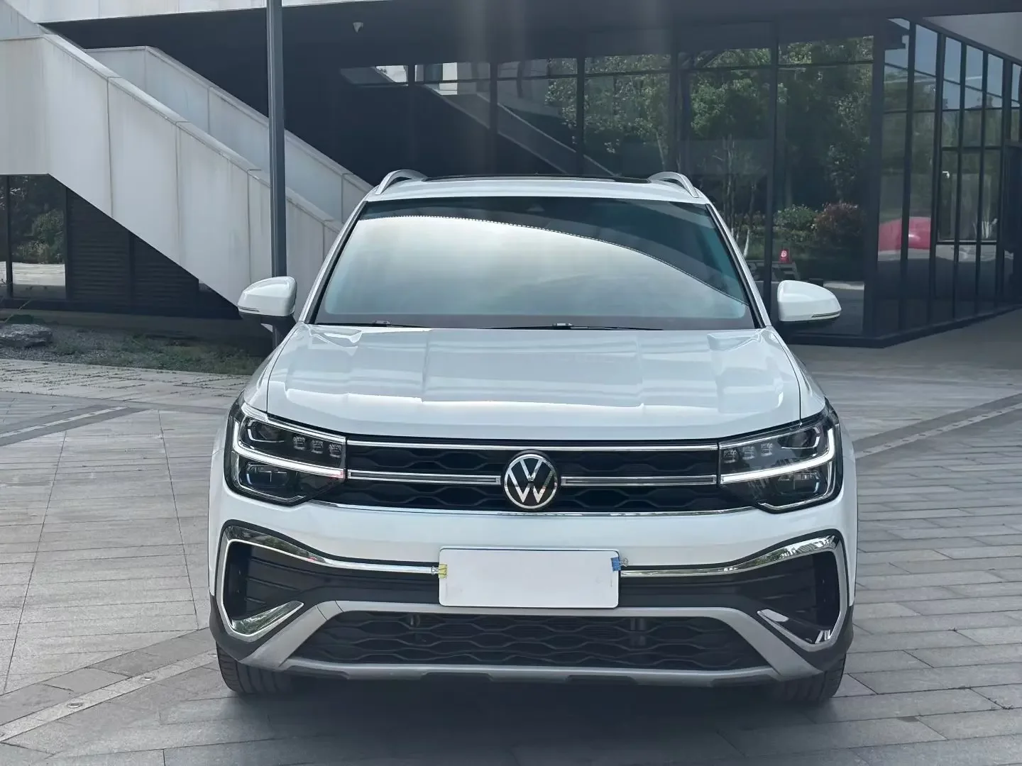 Volkswagen Tharu