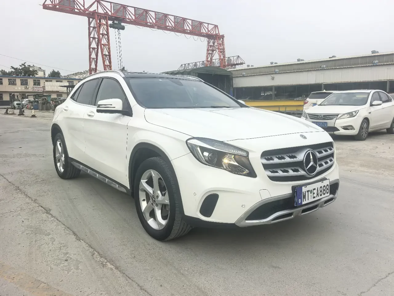 Mercedes-Benz GLA