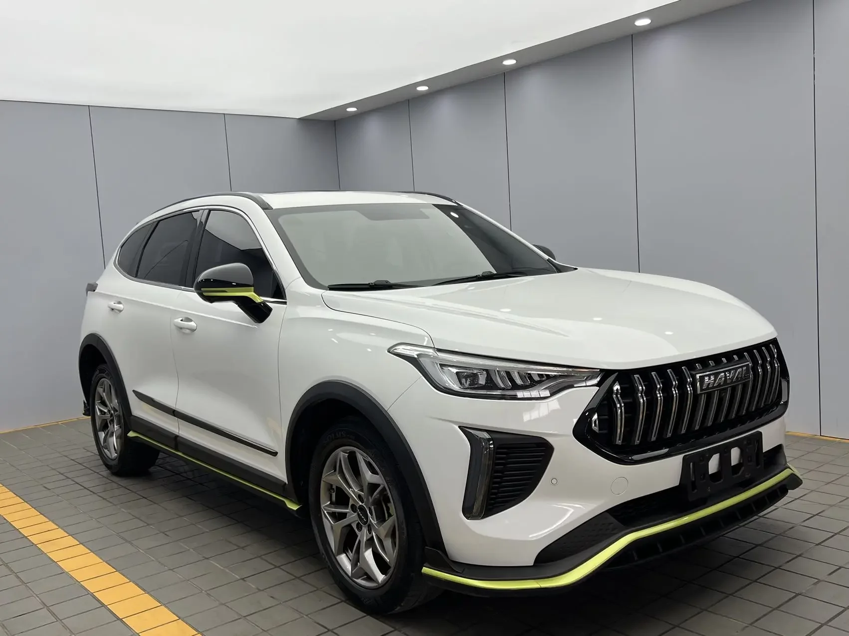 Haval Harvard Red Rabbit