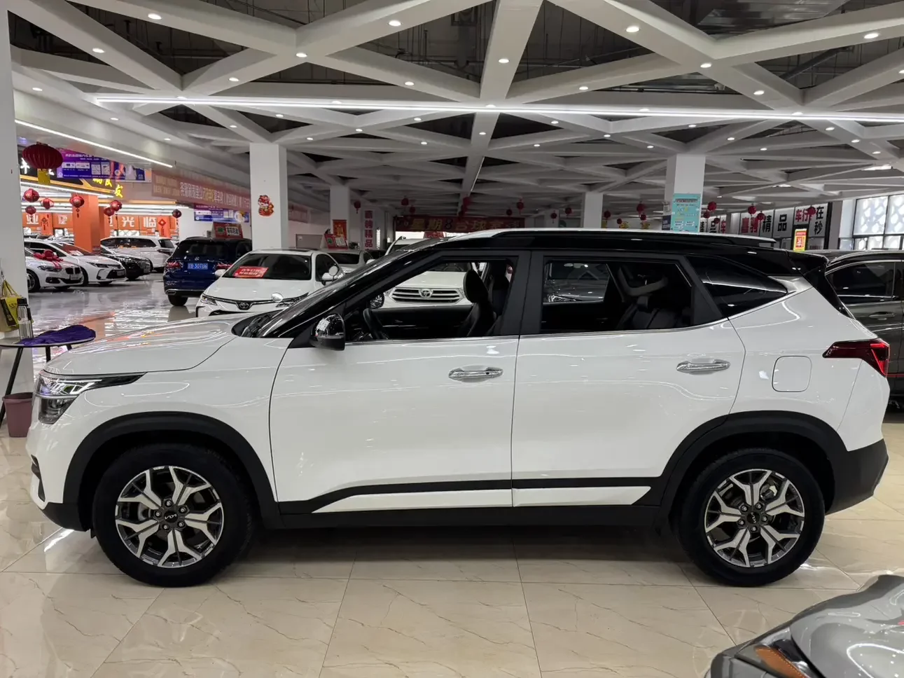 Kia Run proudly