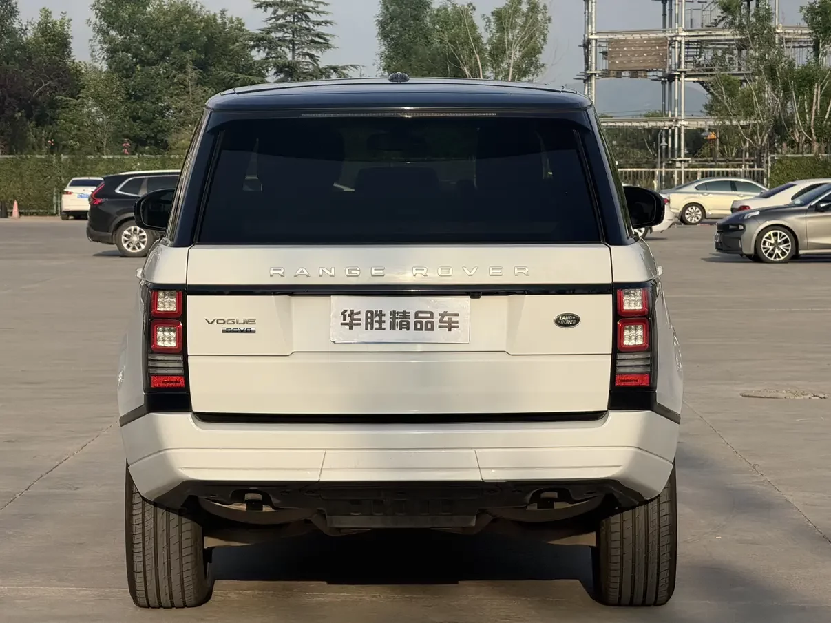 Land Rover range rover