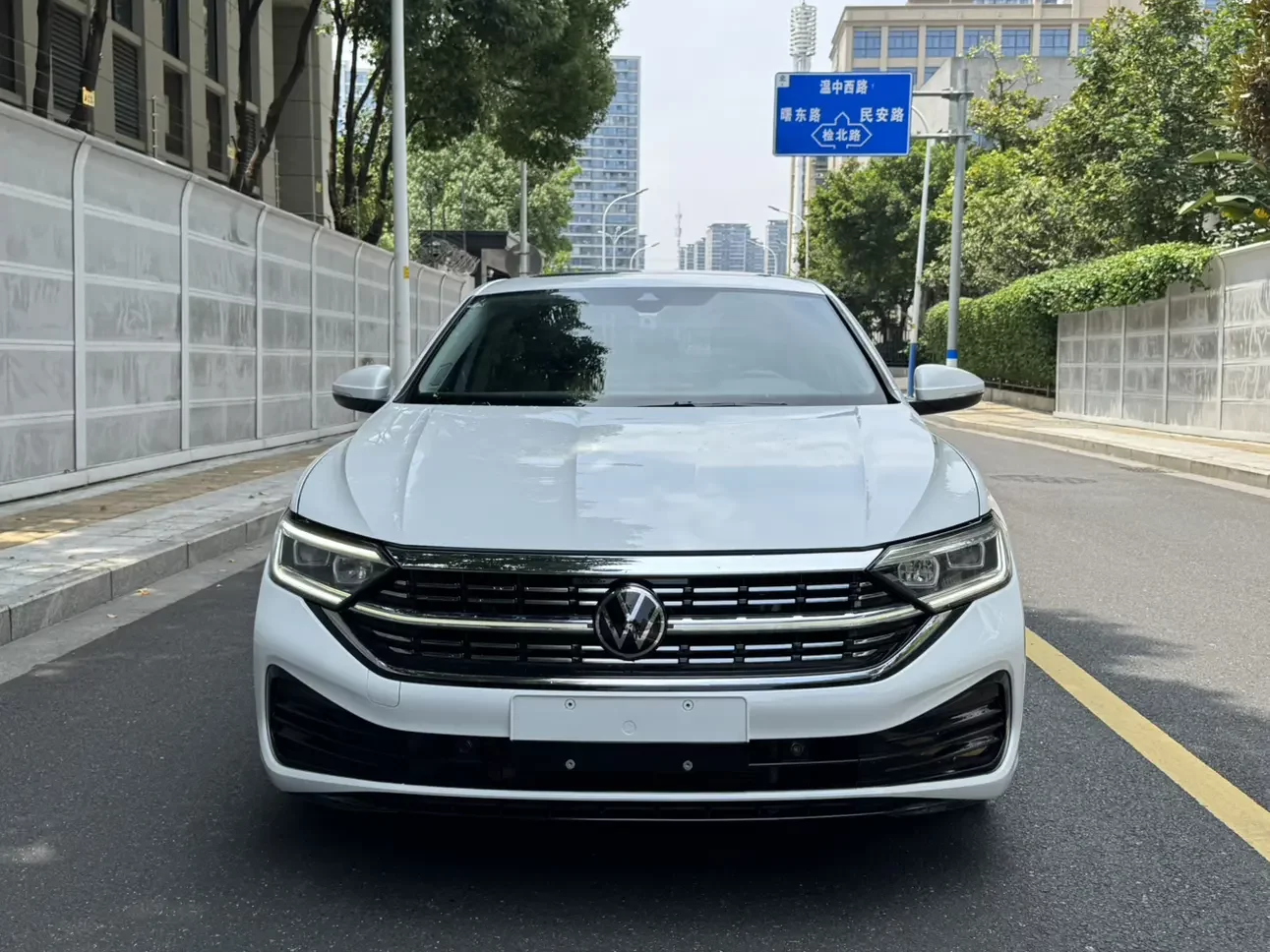 Volkswagen Sagitar
