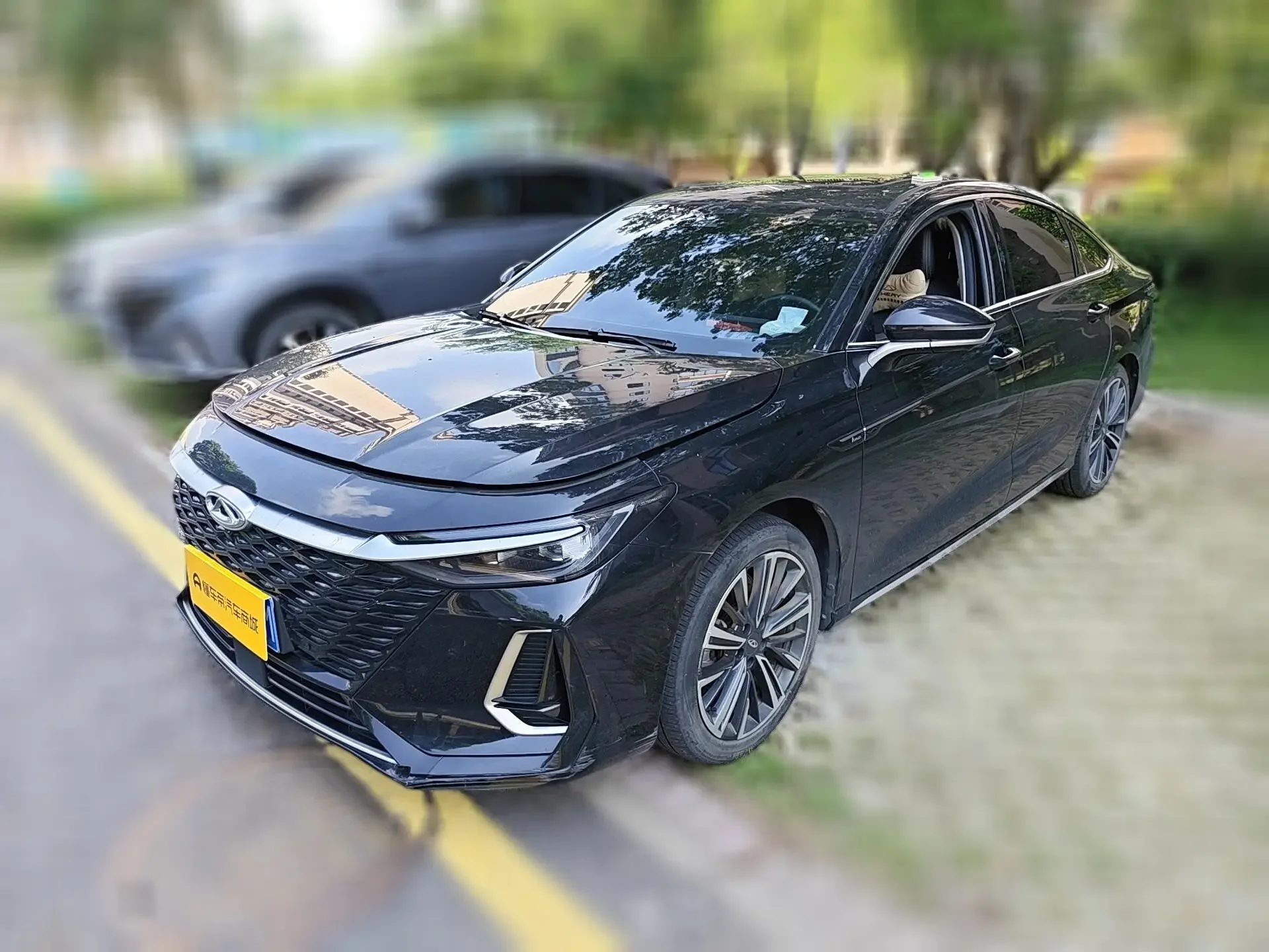 Chery Arrizo 8