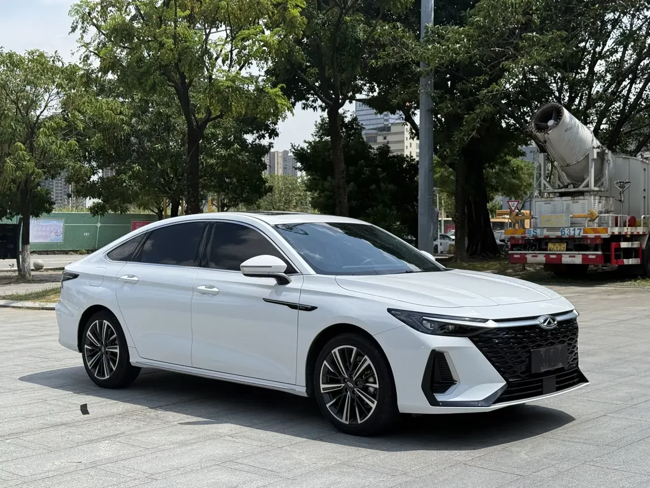 Chery Arrizo 8
