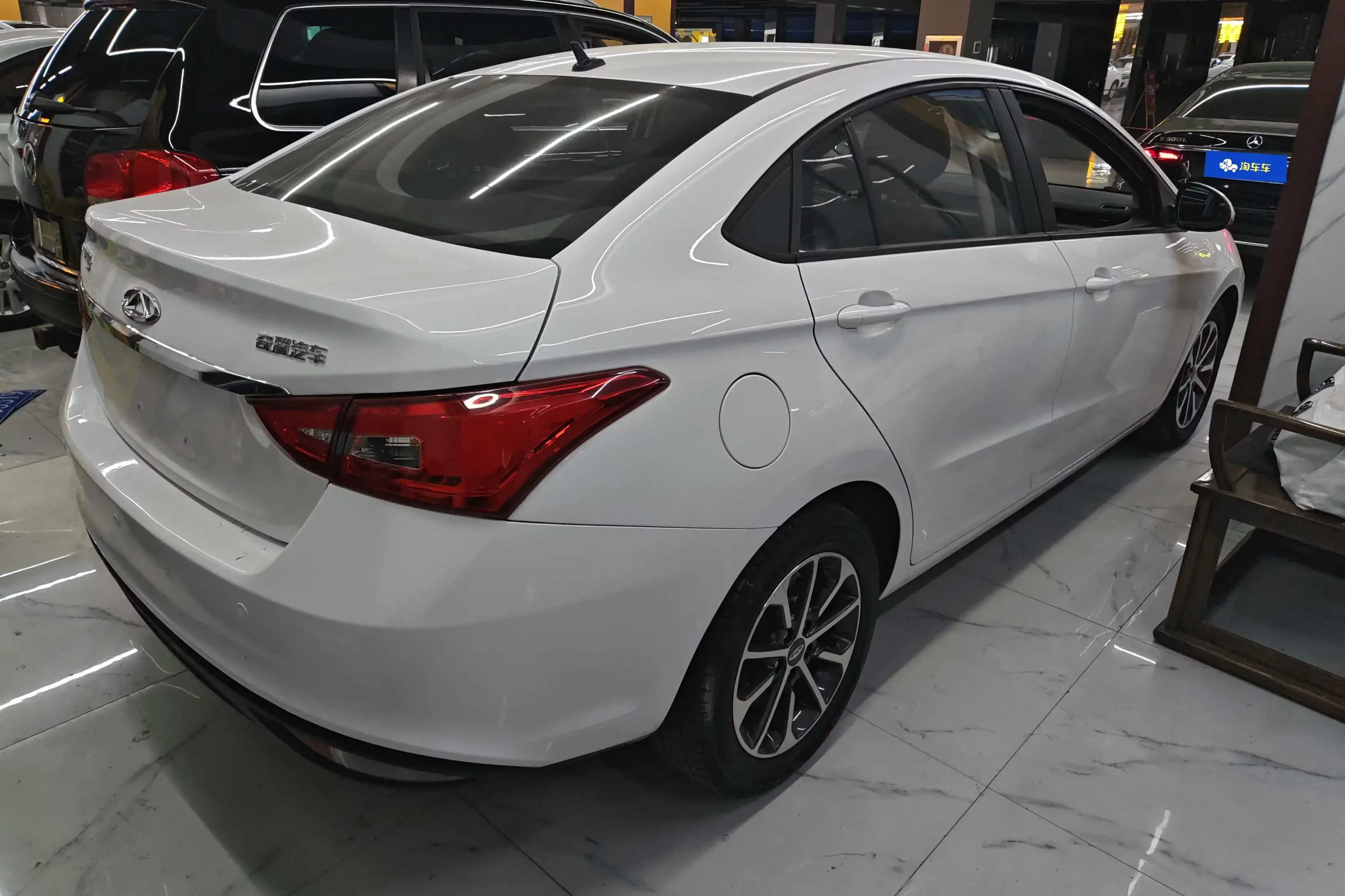 Chery Arrizo 5