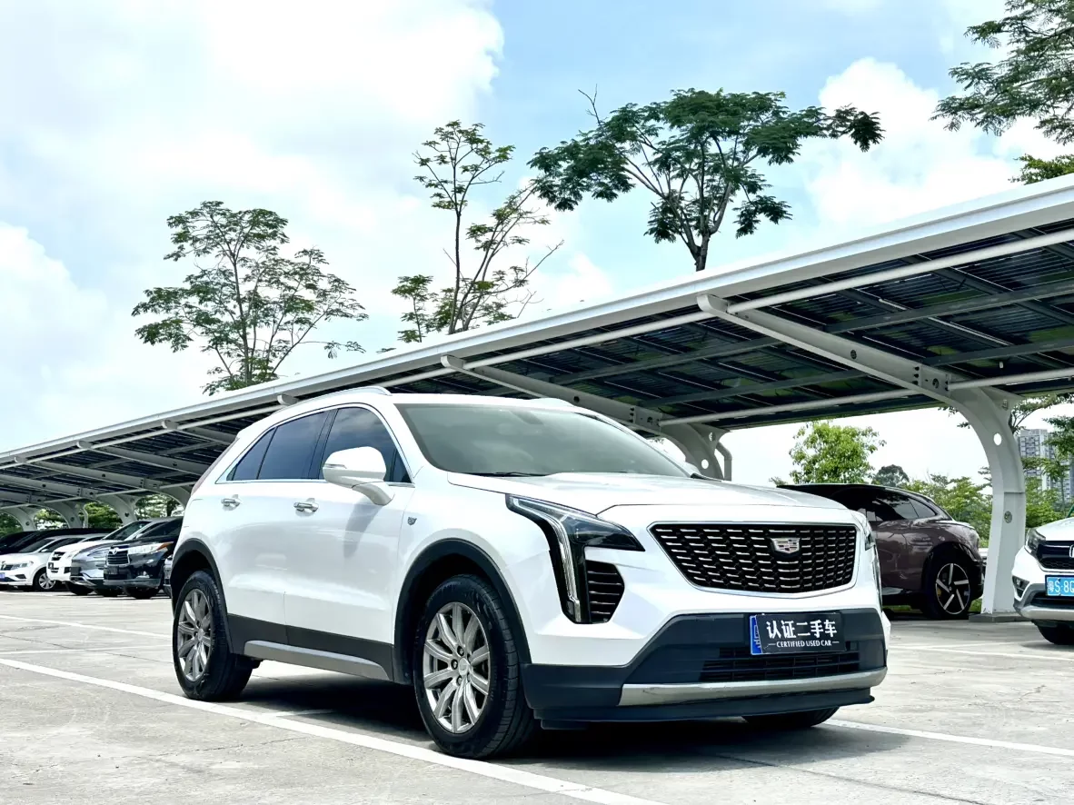 Cadillac XT4