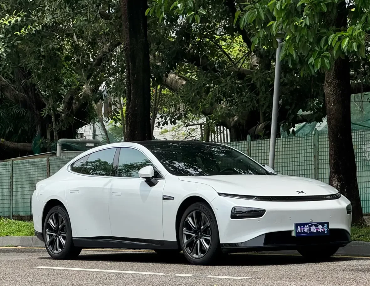Xpeng P7