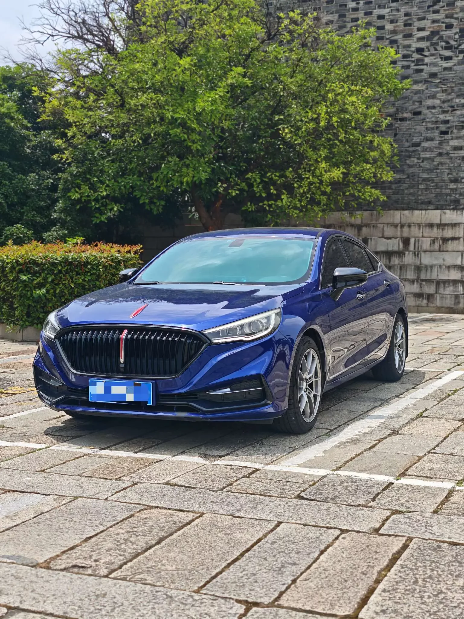 Hongqi H5 classic