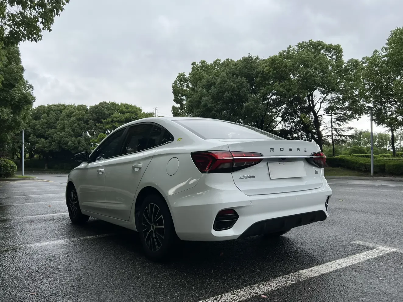 Roewe i5